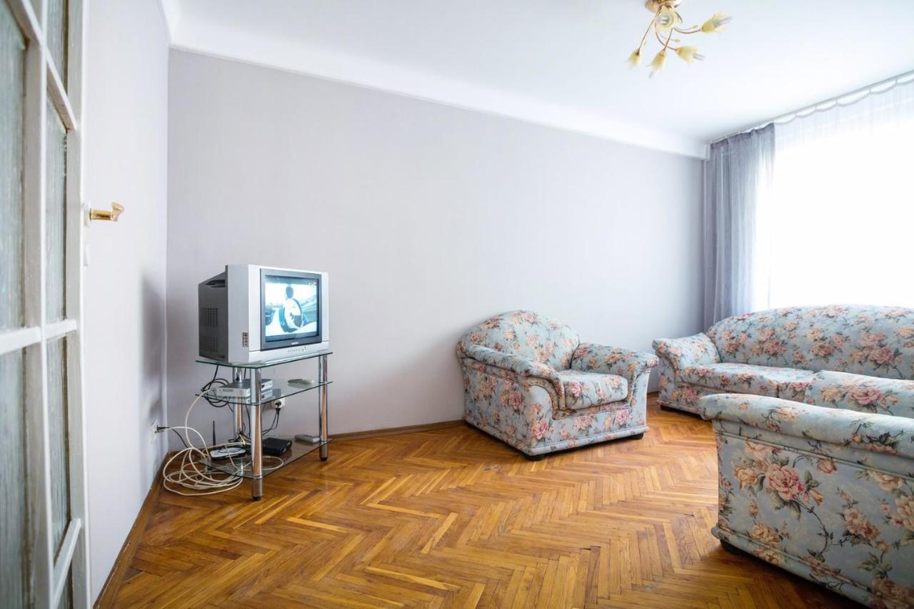 Apartment Near Metro Pecherskaya Κίεβο Εξωτερικό φωτογραφία
