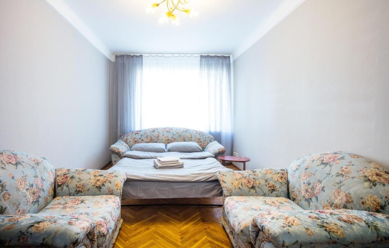 Apartment Near Metro Pecherskaya Κίεβο Εξωτερικό φωτογραφία